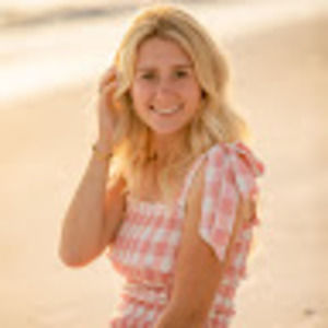 Meet your Posher, Abbey